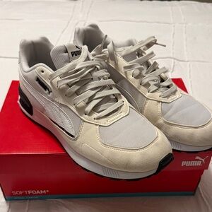 PUMA Men's Cream and Black Sneakers